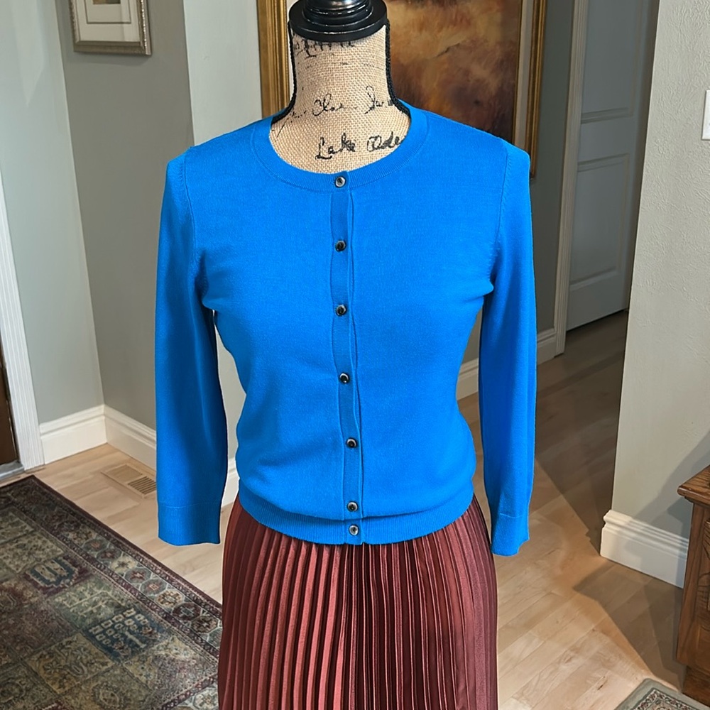 Halogen Blue 3/4 Sleeve Button up sweater, Size Small